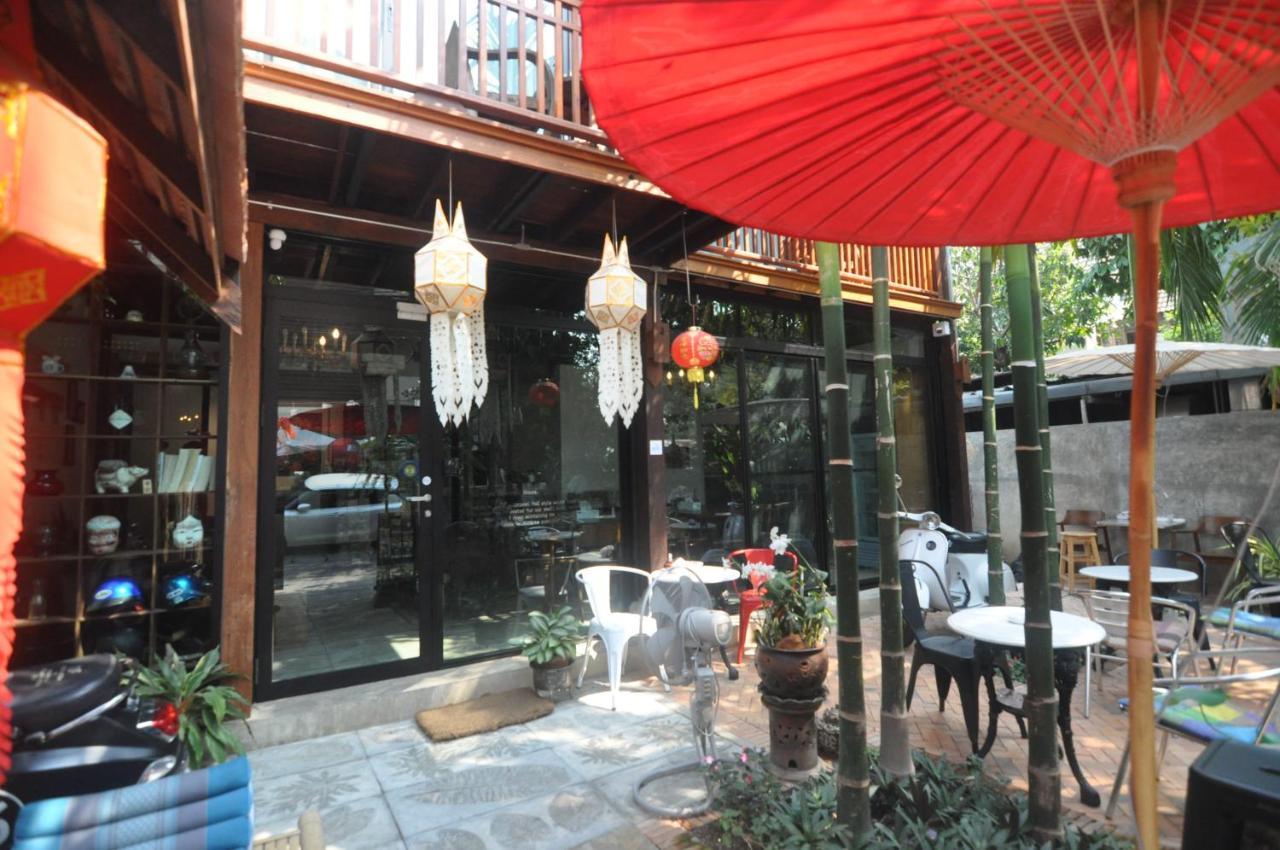 The Eight Ratvithi House Chiang Mai Exterior foto